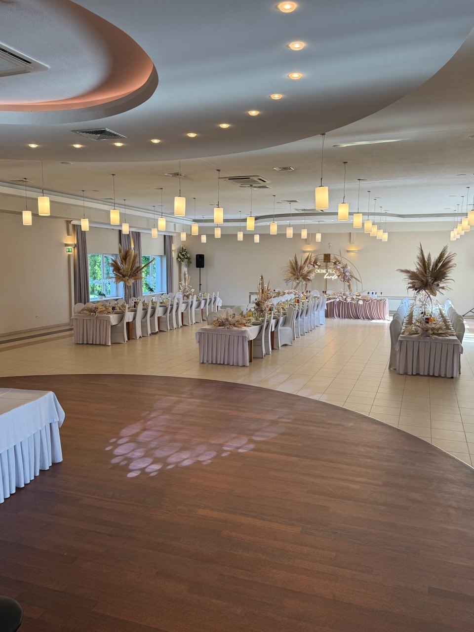 Sala weselna, widok na parkiet